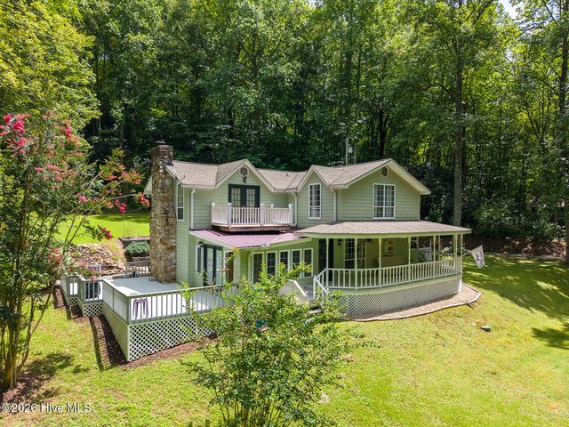 7261 Yellow Creek Road, Robbinsville, NC 28771