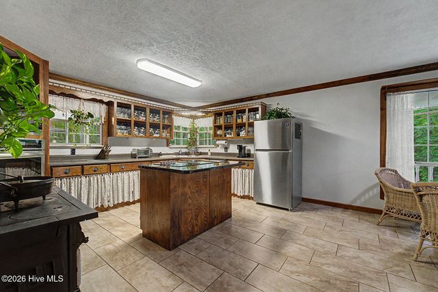 7261 Yellow Creek Road, Robbinsville, NC 28771