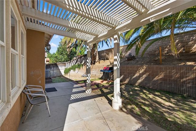 3958 Barbury Palms Way, Perris, CA 92571