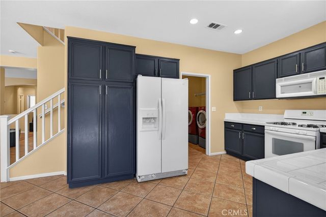 3958 Barbury Palms Way, Perris, CA 92571