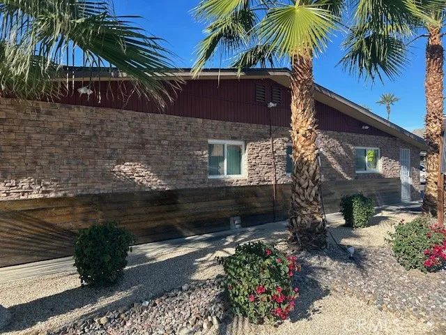 51049 Eisenhower 9, La Quinta, CA 92253
