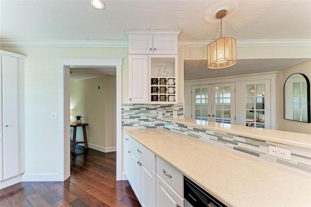 5320 GULF OF MEXICO DRIVE 204, Longboat Key, FL 34228