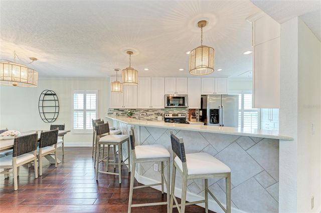 5320 GULF OF MEXICO DRIVE 204, Longboat Key, FL 34228