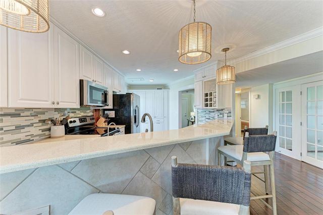 5320 GULF OF MEXICO DRIVE 204, Longboat Key, FL 34228