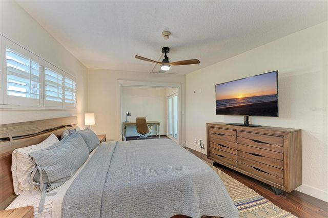 5320 GULF OF MEXICO DRIVE 204, Longboat Key, FL 34228