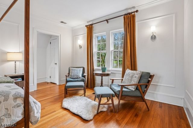 391 Up Mountain Avenue, Montclair Twp., NJ 07043