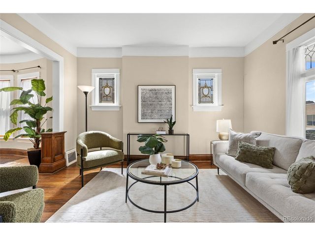 1054 S Pearl St, Denver, CO 80209