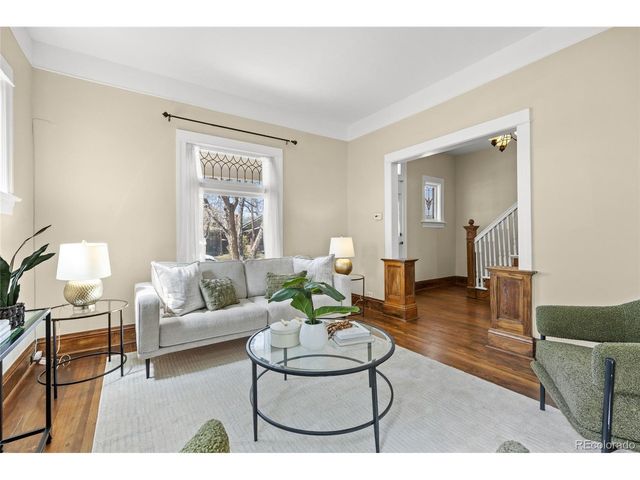 1054 S Pearl St, Denver, CO 80209