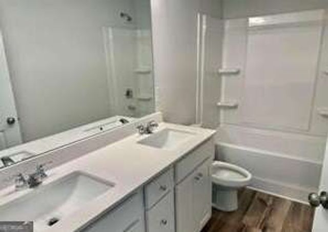 741 Point Place Drive, Loganville, GA 30052