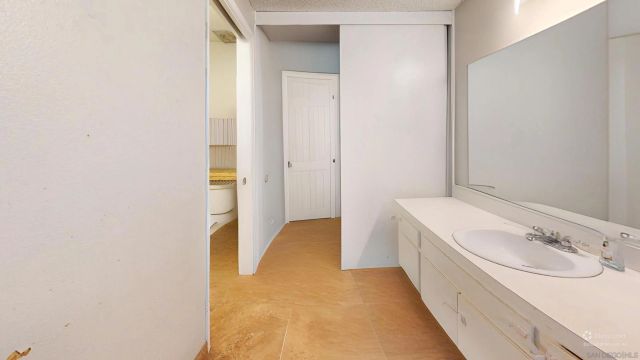 625 E J, Chula Vista, CA 91910