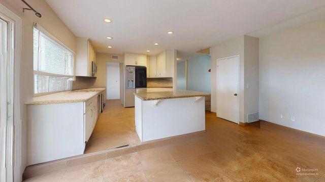 625 E J, Chula Vista, CA 91910