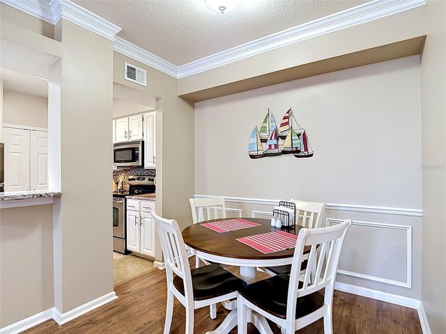 5308 BAY CLUB CIRCLE 5308, Tampa, FL 33607