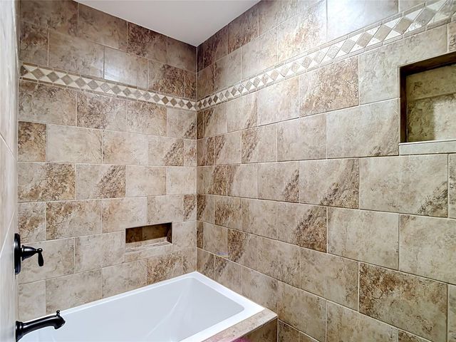 5308 BAY CLUB CIRCLE 5308, Tampa, FL 33607