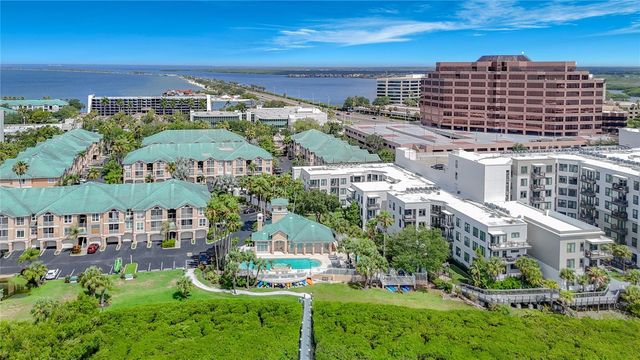 5308 BAY CLUB CIRCLE 5308, Tampa, FL 33607
