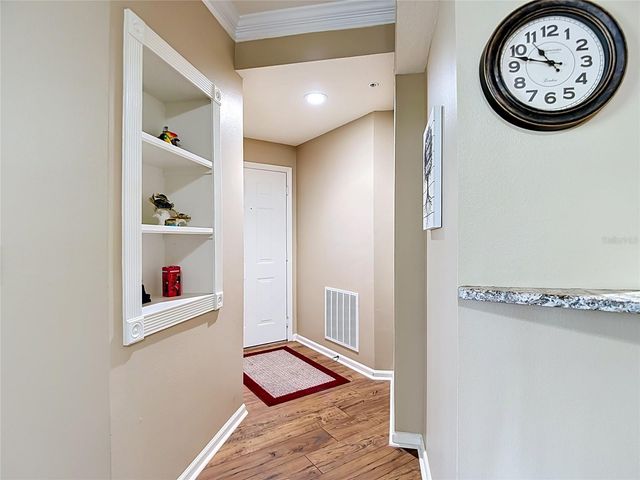 5308 BAY CLUB CIRCLE 5308, Tampa, FL 33607