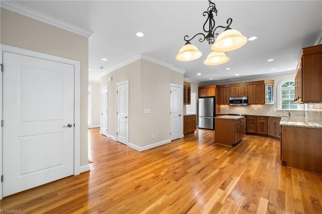 7057 Harperglen Road, Clemmons, NC 27012