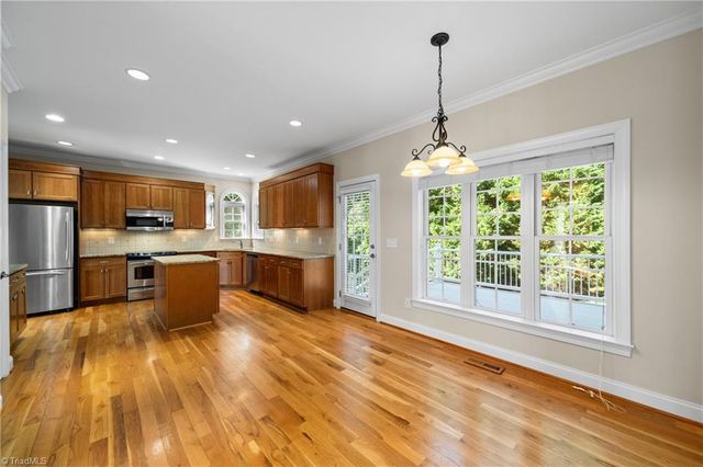 7057 Harperglen Road, Clemmons, NC 27012