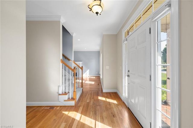 7057 Harperglen Road, Clemmons, NC 27012