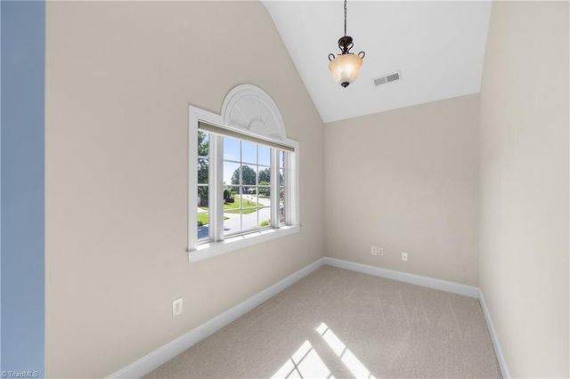 7057 Harperglen Road, Clemmons, NC 27012