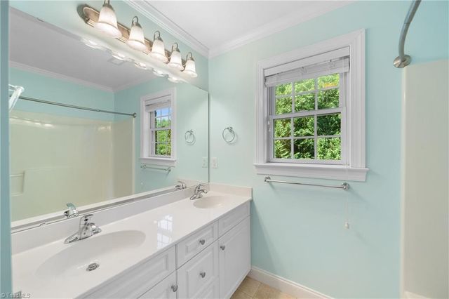 7057 Harperglen Road, Clemmons, NC 27012