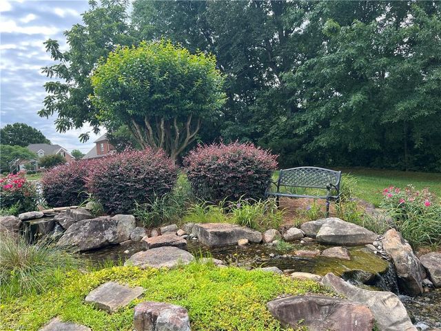 7057 Harperglen Road, Clemmons, NC 27012