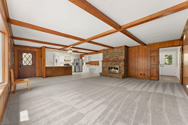 210 W 150 N, Valparaiso, IN 46385