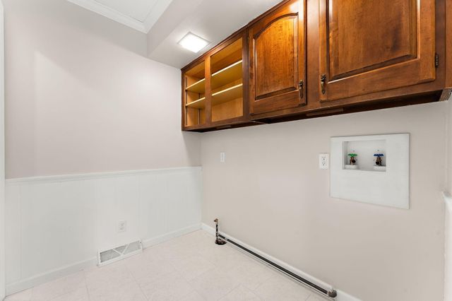 210 W 150 N, Valparaiso, IN 46385