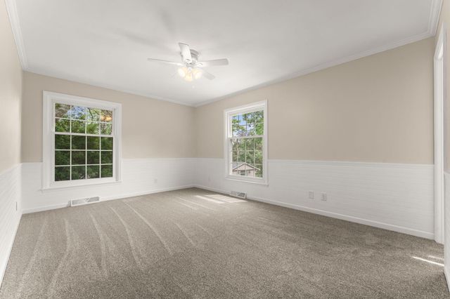 210 W 150 N, Valparaiso, IN 46385