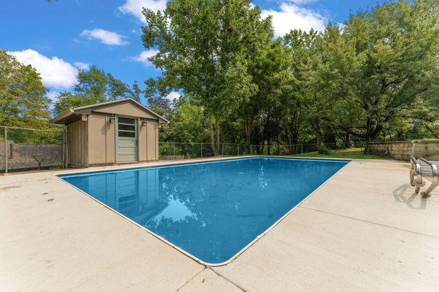 210 W 150 N, Valparaiso, IN 46385