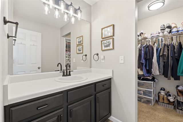 3220 SW Palidian Circle, Ankeny, IA 50023