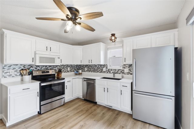 3220 SW Palidian Circle, Ankeny, IA 50023