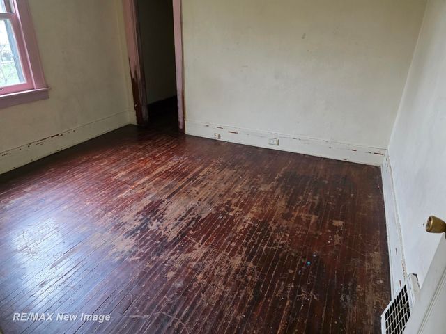 5025 Peterson Street, Buena Vista Twp, MI 48601