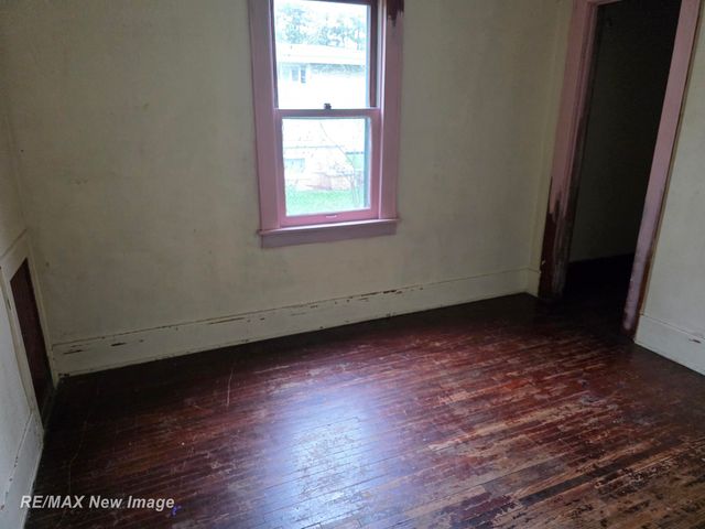 5025 Peterson Street, Buena Vista Twp, MI 48601