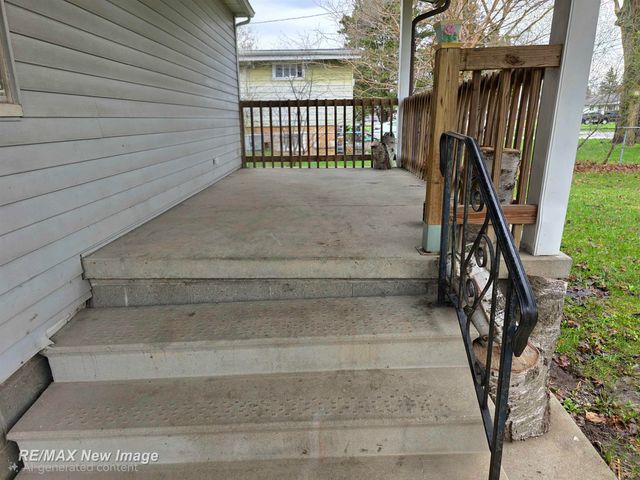 5025 Peterson Street, Buena Vista Twp, MI 48601
