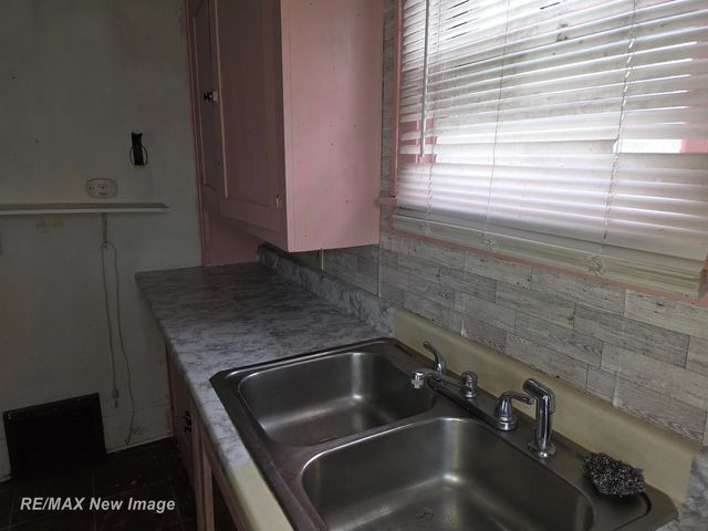 5025 Peterson Street, Buena Vista Twp, MI 48601