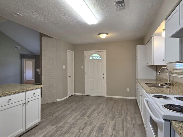 19618 Stillhouse Drive, Tomball, TX 77375