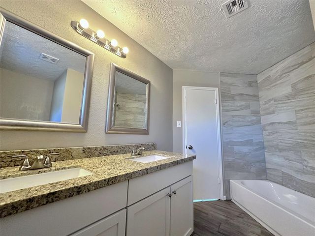 19618 Stillhouse Drive, Tomball, TX 77375