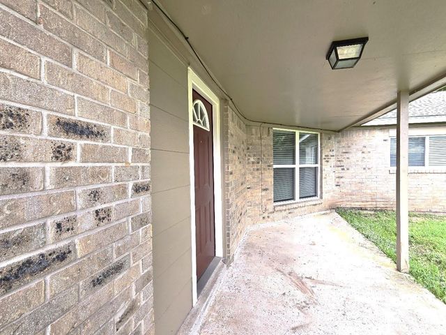19618 Stillhouse Drive, Tomball, TX 77375