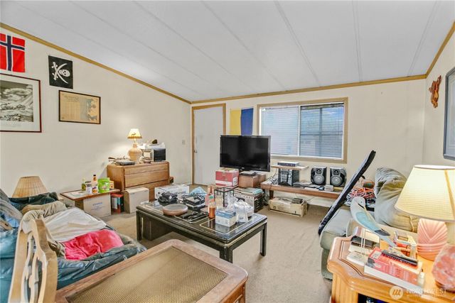 805 Elochoman Valley Road, Cathlamet, WA 98612