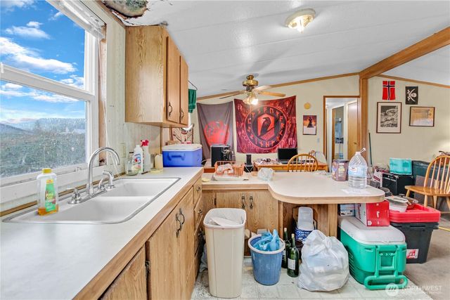 805 Elochoman Valley Road, Cathlamet, WA 98612