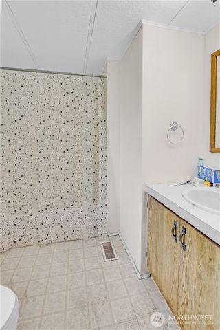 805 Elochoman Valley Road, Cathlamet, WA 98612