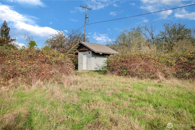 805 Elochoman Valley Road, Cathlamet, WA 98612