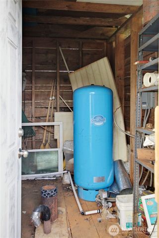 805 Elochoman Valley Road, Cathlamet, WA 98612