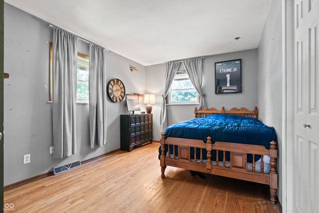 4230 Five Points Road, Indianapolis, IN 46239