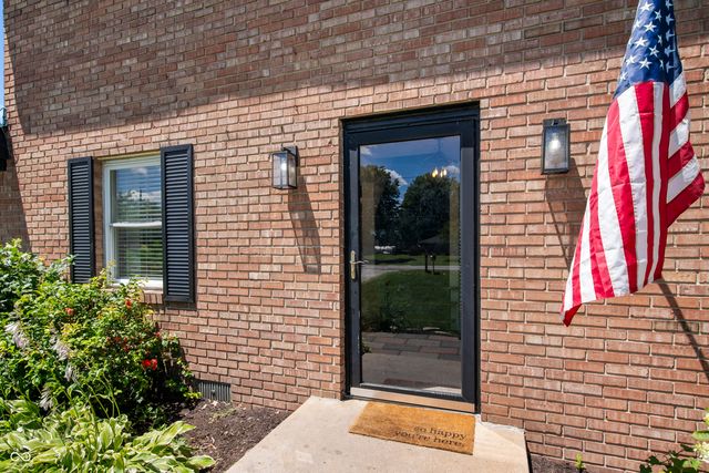 4230 Five Points Road, Indianapolis, IN 46239