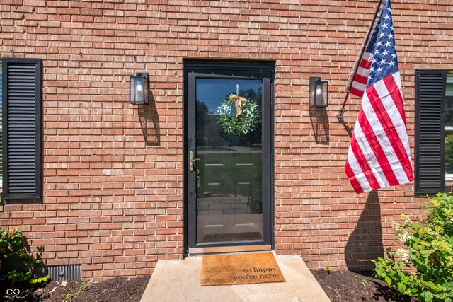 4230 Five Points Road, Indianapolis, IN 46239