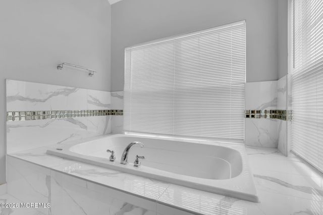 63 Dover Court, Tinton Falls, NJ 07712