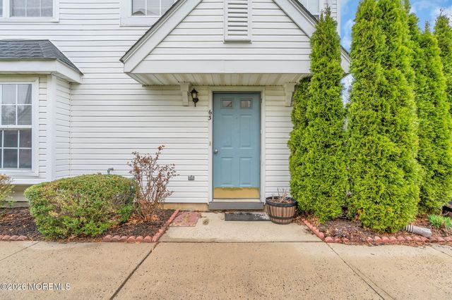 63 Dover Court, Tinton Falls, NJ 07712