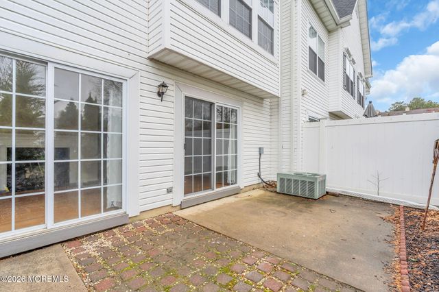 63 Dover Court, Tinton Falls, NJ 07712