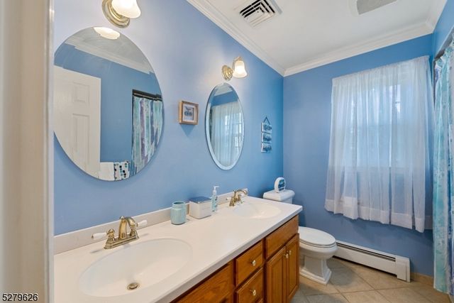 164 Parker Rd, Washington Twp., NJ 07853